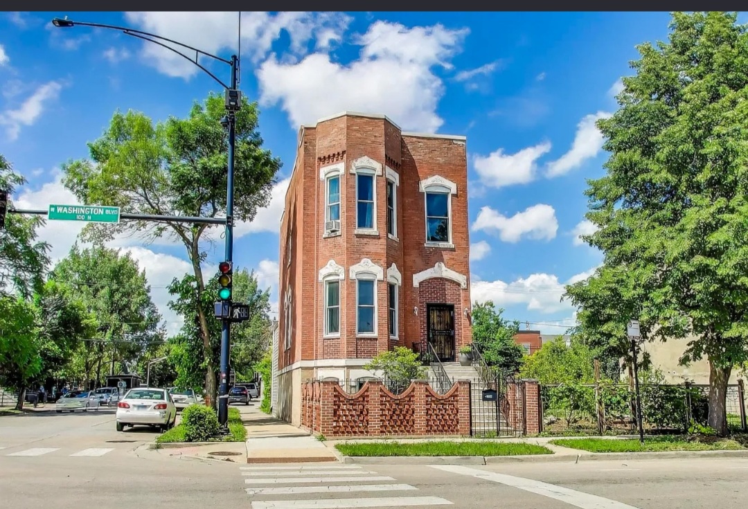 WONDERFUL HOMES IN CHICAGO